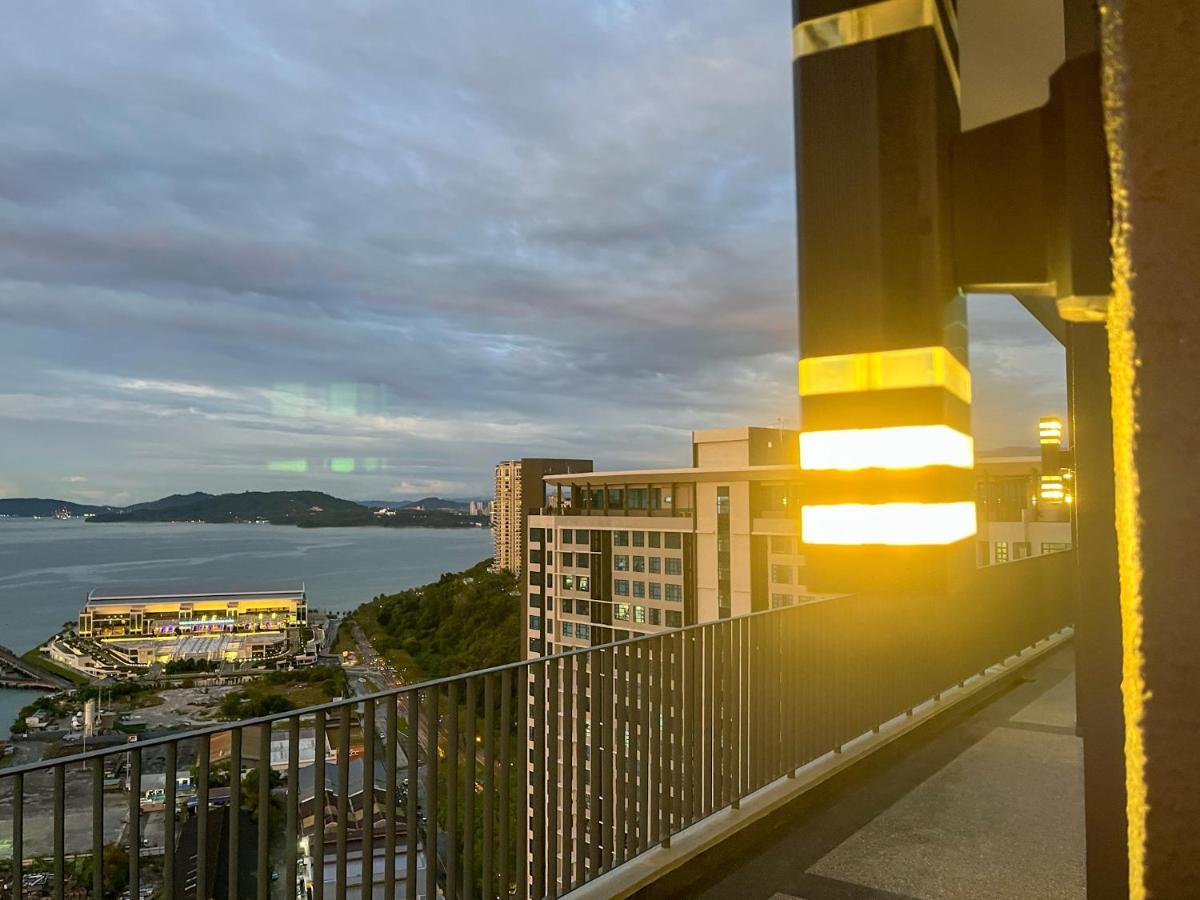 Jesselton Quay Seaview Can Request Latecheckout 2Pm